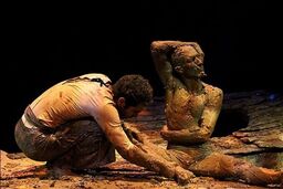 تغییر زمان اجرای نمایش گِل / ساعت جدید اعلام شد
