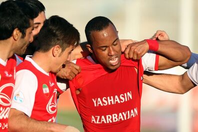 بخت ادینیو باز شد 