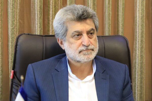 پیگیر اولویت بخشیدن به واکسیناسیون اصناف هستیم