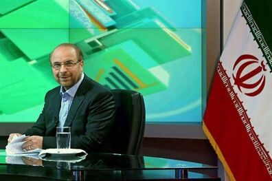 کسی نمی‌تواند بگوید من انقلابی هستم اما از مردم جدا باشد
