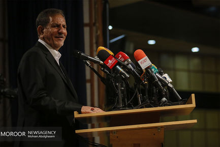 بازدید اسحاق جهانگیری از ستاد انتخابات کشور