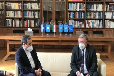 دیدار و رایزنی رئیس هیات مذاکره‌کننده روسیه با عراقچی