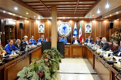 آمادگی بانک ملت برای تامین مالی طرح های اولویت دار ایران خودرو