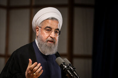 روحانی: به جای تخریب، برنامه‌ها به مردم عرضه شود