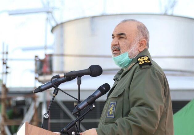 انقلاب ما امتداد رسالت انبیاء الهی است